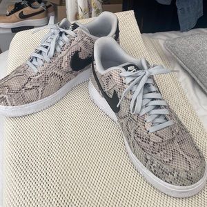 Nike snakeskin